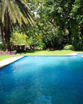 Montrose River Lodge