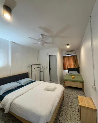 5 Minutes Airport Lodge
