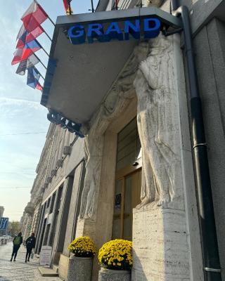Hotel Grand