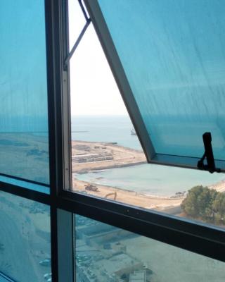 Elegant Sea View Bedroom with Shared Balcony and WC, Spacious and Serene Retreat - ROOM INSIDE APARTMENT