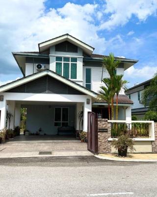 Bungalow in exclusive area