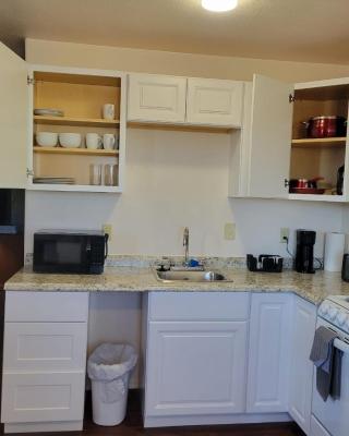 084A Grand Canyon Suite with Kitchenette for 4
