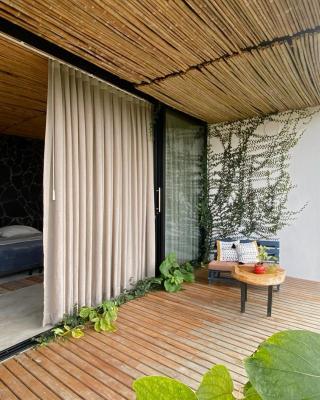 Natural Luxury Birding Lodge