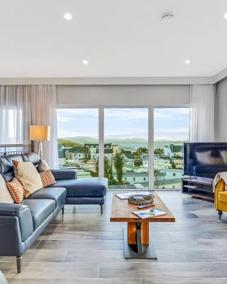 BayView Luxury 4 Bedroom Villa