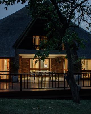 DUBE SAFARI LODGE at Kruger Park Lodge 505