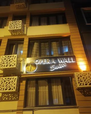 opera wall suite