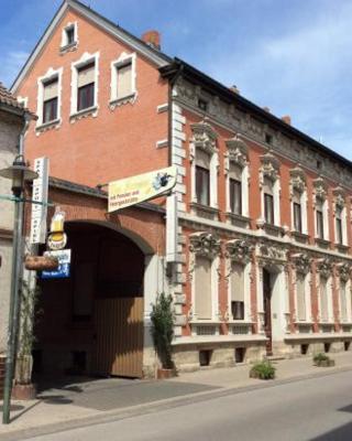 Zum Bauernhof mit Pension
