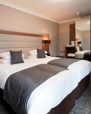 Riverside Hotel