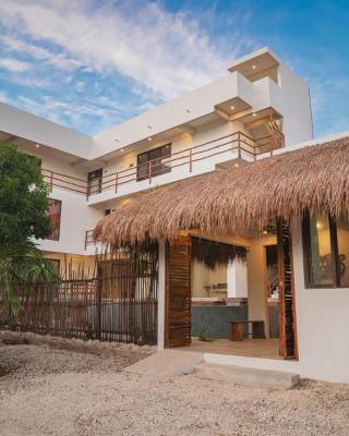 La Familia Casa and Suites