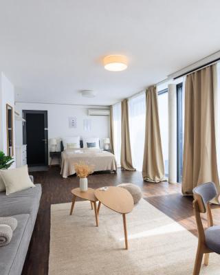 Global Living - Design Apartment I Rathausplatz I Kitchen I Augsburg