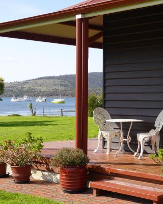 Waterfront Casilda Guesthouse