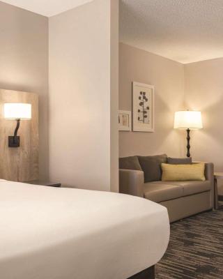 Country Inn & Suites by Radisson, St Cloud East, MN