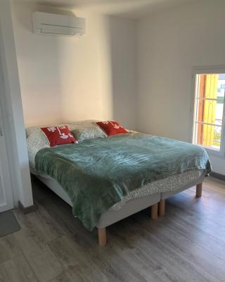 Chambre 2 piscine