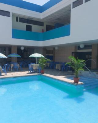 Hotel Dorado Inn