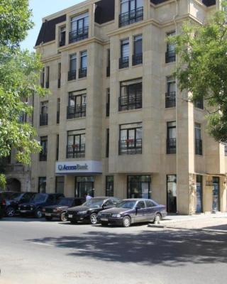 Nizami Street 100