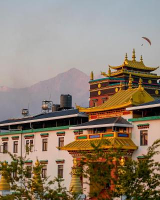 Chokling ArtHouse - The Treasure of Himalayas
