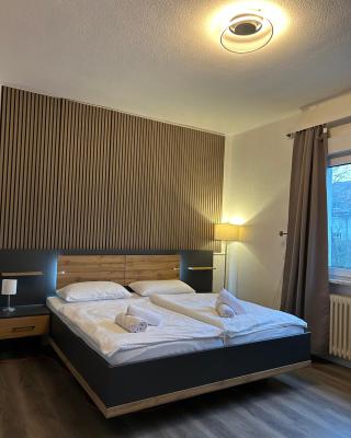 Riverside Airport Hotel