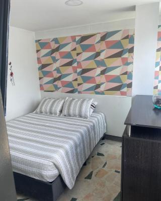 Room cerca al aeropuerto