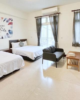 花蓮密絲朵包棟民宿 4-14人 l 近花蓮火車站 l 電動麻將桌