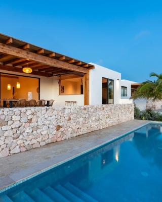 LXRY Villas