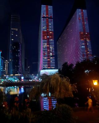 Orbi City - Luxury Hotel - Sea View