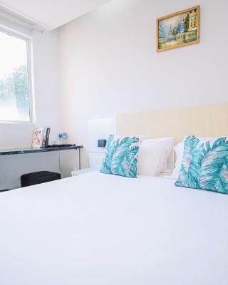 Swing & Pillows - Subang SS15