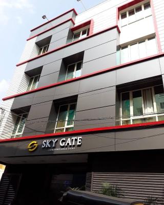 SKY GATE HOTEL Near Apollo MAIN, Women's & Children's US Consulate Sankara Netralaya Goethe Institute PrestigePalladium Shastri Bhavan Senmozhi Poonga Raj Ratnam Stadium TAJ Coromandal India Oil Bhavan Dr Mohan's Diabetics VAC Chennai
