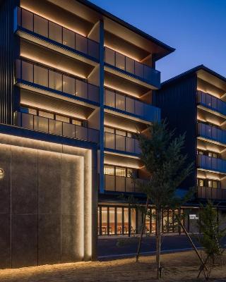 HOTEL LA VIGNE HAKUBA by Onko Chishin