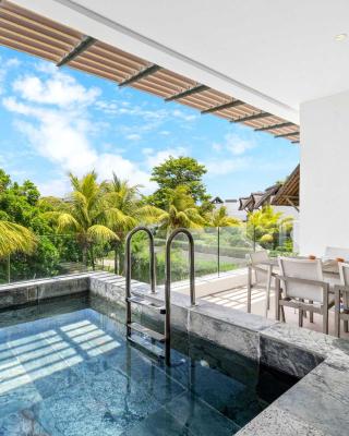 Vesper Beach - Luxury Beachfront Apartment