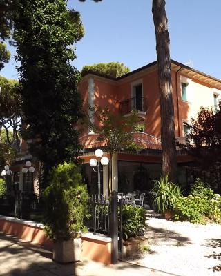 Hotel Boccaccio-free parking-