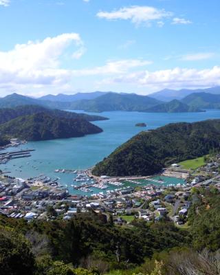 Close to Picton Town