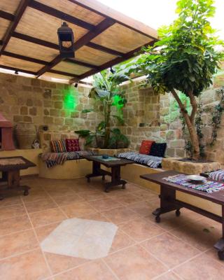 Spot Hotel