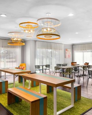 Spark by Hilton Pearland