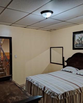 Hotel Senderos Maya
