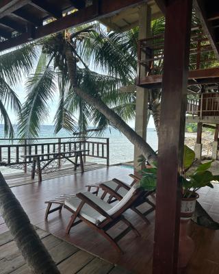 Villa Naatang Bohol Beach House 1