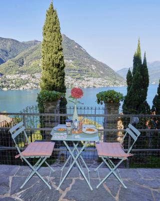 Villa Talina - vista Lago e parcheggio privato