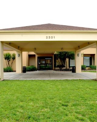 Courtyard by Marriott Dallas-Fort Worth/Bedford