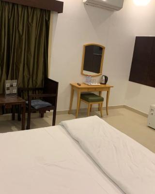 sun rise hotel راس الخيمة