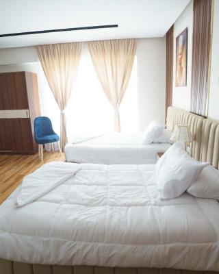 LAMAYA Sunshine inn