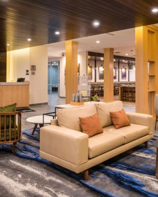 Fairfield Inn & Suites by Marriott Fort Worth Southwest at Cityview