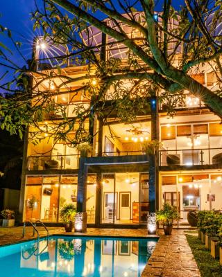 The Quale Villa
