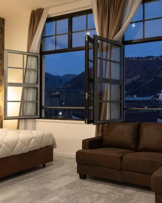 Living Lake Como-Rooms&Parking
