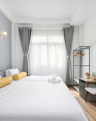 Amory Hotel Saigon Center