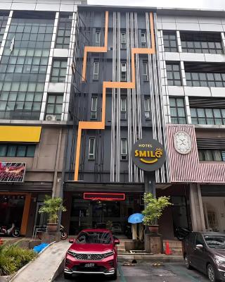 Smile Hotel Subang USJ