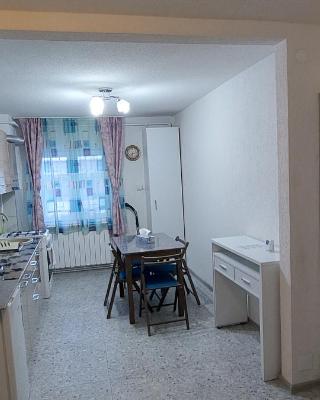 Garsonieră la Anca Lupeni-Straja