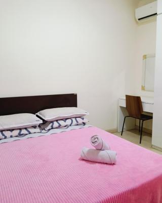 Nur Homestay UUC