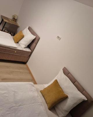 Aurora Living MD