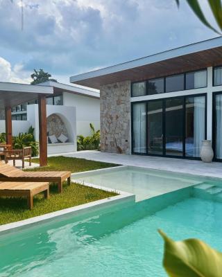 Golden Palm Pool Villa near Fishermans Village