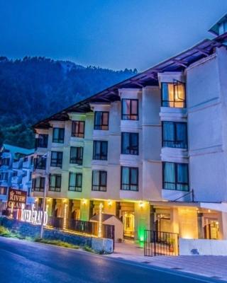 River Grand View Resort and SPA Manali - A River side Property