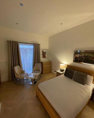 Hendham House